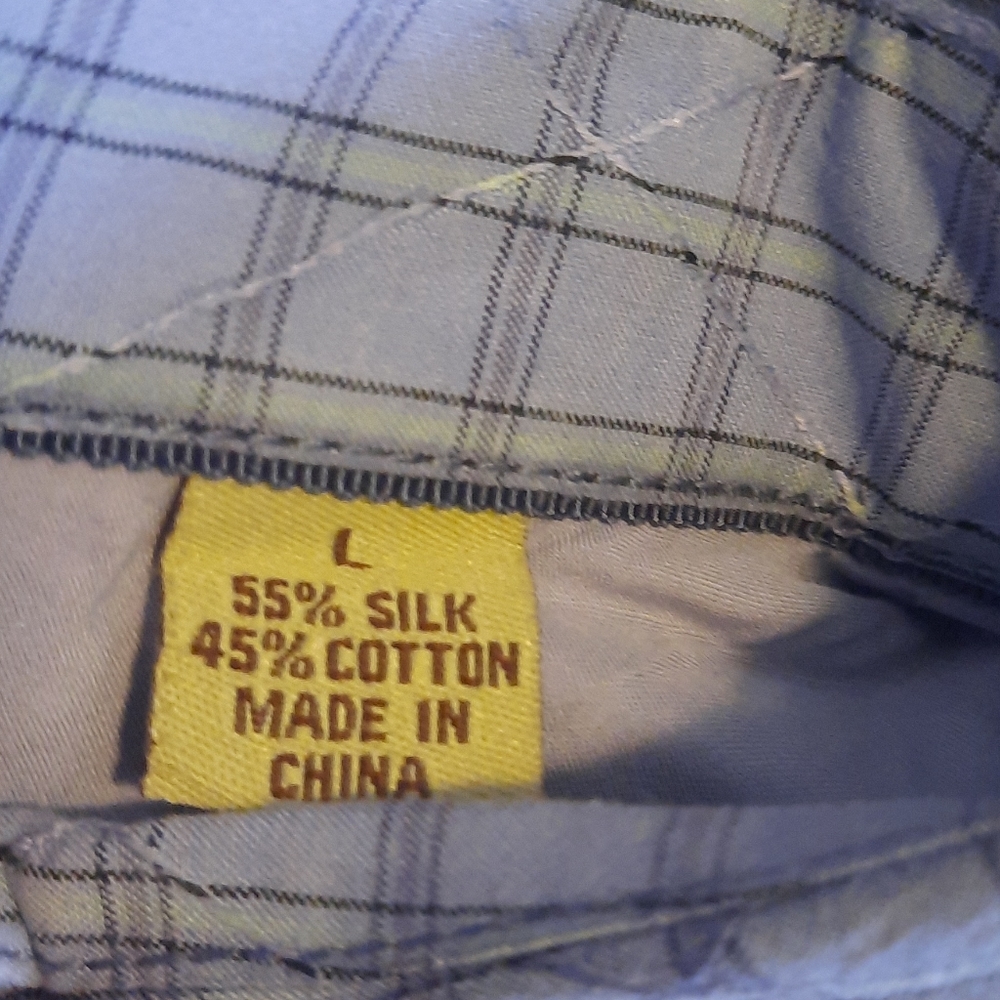 Tommy Bahama lavender silk dress shirt - Picture 5 of 8